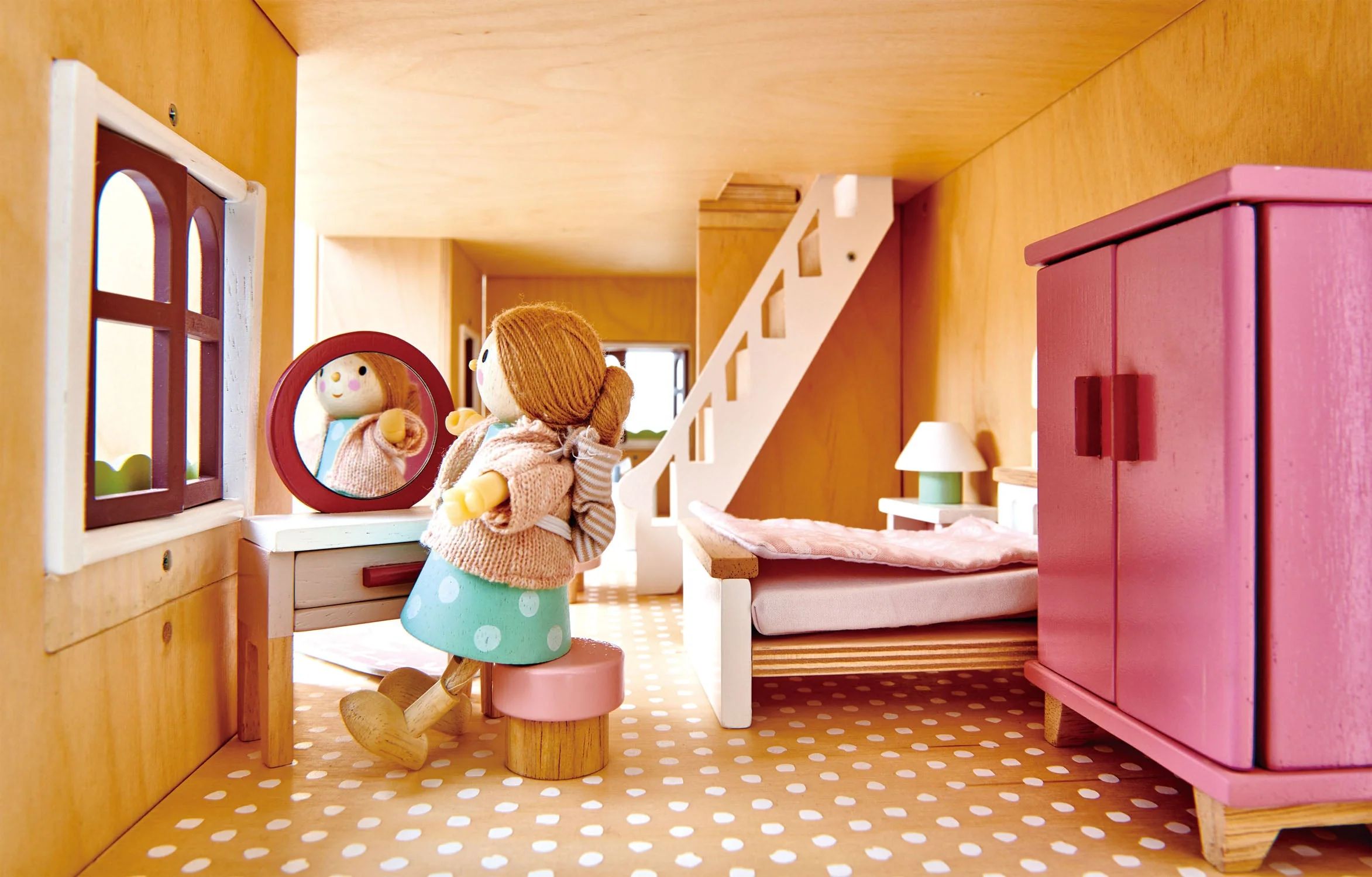 Tender Leaf Dolls House Bedroom Furniture - Image 3